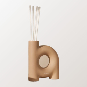 Designs de flacons de parfum coréens, diffuseur Bennote Roma Palazzo fabriqué en Corée, bougies, huiles parfumées pour la maison, articles de cuisine. - Product Image 6