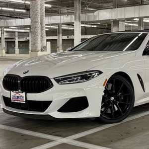 BMW M850i xDrive Convertible Híbrido de Lujo Usado de Segunda Mano de Alta Calidad y en Excelente Estado - Product Image 1