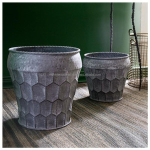 Jardinières personnalisées en tôle galvanisée Porte-pot de fleur galvanisé Accessoires de jardinage au prix de gros - Product Image 4