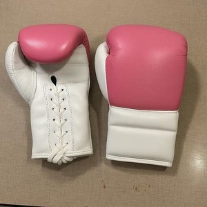 Fabricant professionnel de gants de boxe en cuir de vachette véritable de qualité supérieure, gants de sparring à lacets pour le kickboxing - Product Image 2