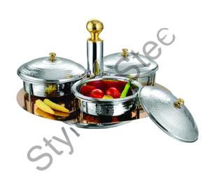 Ensemble de buffet tournant en acier inoxydable Lazy Susan Chauffe-plat classique martelé à paroi unique avec couvercle Plat de service - Product Image 1