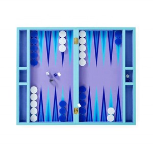 Juego de Backgammon de Cuero Personalizado al por Mayor con Tablero de Viaje de Lucite, Diseño Plegable Ecológico y Duradero para Uso en Interiores/Exteriores - Product Image 2