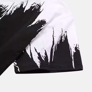 เสื้อยืดคอกลมแขนสั้นพิมพ์ลายขาวดำสำหรับผู้ชาย ทรงลำลอง ผ้าถักโพลีเอสเตอร์ ระบายอากาศได้ดี - Product Image 4