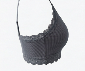 Conjunto de sujetador sin aros con ribete de encaje gris y bragas hipster sin costuras de cintura media, ropa interior de punto de elastano y poliéster - Product Image 5