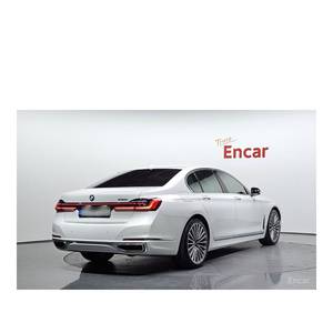 BMW Série 7 740i Février 2020 61 798 km Design Pure Excellence Boîte de vitesses automatique Sièges en cuir Volant à gauche Caméra arrière - Product Image 2