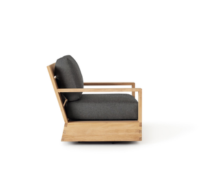 Fauteuil de jardin moderne en teck massif avec structure en boîte et coussins noirs épais pour terrasse, hôtel ou complexe hôtelier - Product Image 2