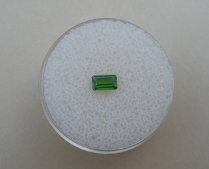 Diopsido de Cromo Verde Natural, Gema Esmeralda Facetada Suelta de 5x3mm - Product Image 5