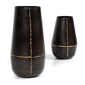Vase à fleurs en métal artisanal de qualité supérieure, centre de table décoratif pour salon, finition antique moderne, durable, élégant, cadeau - Product Image 1