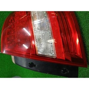 ไฟท้ายแบบรวมด้านขวา (ด้านขวา/ด้านผู้โดยสาร) รุ่น U 83602140 - Product Image 2