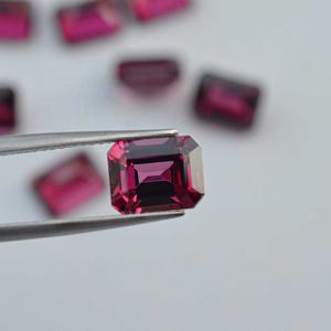 Piedra Preciosa Suelta de Granate Magenta Natural de Malawi, Forma Octogonal Facetada de 10x12 mm, Granate Umbalite, Calidad AAA, Directamente del Fabricante - Product Image 3