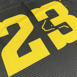 Camisetas de Fútbol Americano Personalizadas, Estilo Boxy, Malla Transpirable, Estampadas, Clásicas, Negras, Cuello en V, Diseño Moderno - Product Image 6