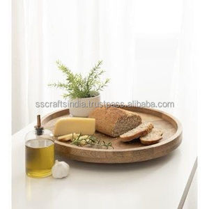 Plateau de service rond en bois fait main, brun rustique, fourni directement par l'usine, écologique, compatible lave-vaisselle et micro-ondes - Product Image 1