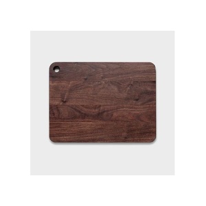 Planche à découper en bois massif faite à la main, planche à découper naturelle, planche de service rustique pour la cuisine, la maison, le restaurant et la restauration - Product Image 4
