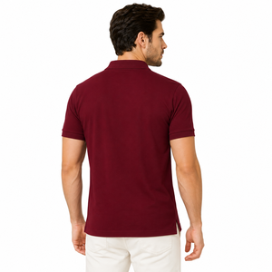 Polo homme tendance avec un design moderne, tissu doux, facile à porter, parfait pour le streetwear et les tenues quotidiennes, élégant et stylé. - Product Image 3