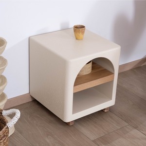 Mesita de noche Vandana Crystal Value en madera de acacia con acabado de hormigón arenado Miona - Product Image 4