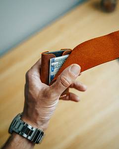 Luxury Minimalist Stitchless Leather <b>Wallet</b> <b>RFID</b> <b>Blocking</b> Slim Card Holder Seamless Genuine Leather <b>Wallet</b> LSSW-0019B - Product Image 6