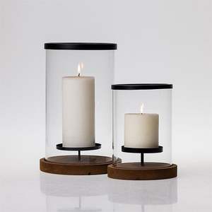 Juego de Portavelas de Metal Negro y Madera Estilo Huracán, Minimalista y Decorativo - Product Image 1