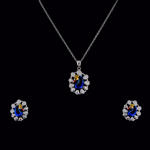 Conjunto de Joyería de Plata con Esmalte Azul y Diseño de Pavo Real, Estilo Étnico Moderno, para Regalos Festivos y Conjuntos Tradicionales, para Compradores Globales de Joyería - Product Image 1