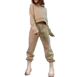 Logo personnalisé Automne Hiver Vêtements d'entraînement à capuche Survêtement en polaire 2 pièces Vêtements de sport pour femmes Jogger Ensemble de survêtements pour femmes Survêtement - Product Image 5