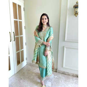 Top de fête pour femmes de créateur Plazzo Beautiful Dupatta Set - Product Image 5