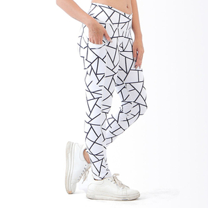 Leggings pour femmes de bonne qualité, leggings pour femmes avec logo personnalisé, leggings pour femmes unis, à prix raisonnable - Product Image 6