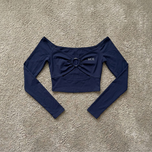 Wholesale Off-Shoulder Knitted women's shirt Long Sleeve Ring Detail Cutout Cropped Cut Versatile Pairing Custom Fitted Baby Tee - Product Image 3