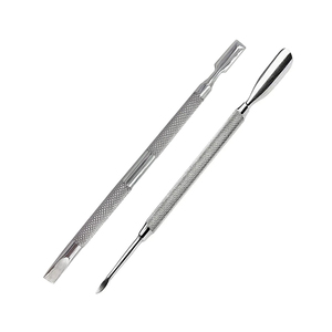 Pousse-cuticules carré en acier inoxydable de haute qualité, réutilisable et durable, double extrémité, pour manucure et pédicure - Product Image 1