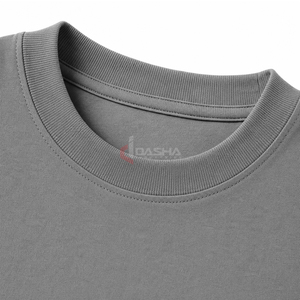 Camiseta Corta Vintage Oversize con Bordado Desgastado y Parches, de Última Tendencia, con Logotipo Personalizado - Product Image 5
