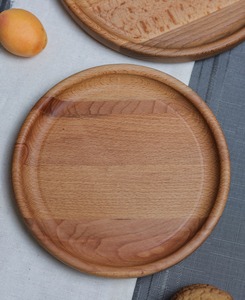 Plateau de service rectangulaire en bois classique, portable, multifonctionnel, au design flexible, finition laquée et huilée - Product Image 5