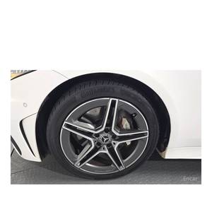 Mercedes-Benz CLS300d 4MATIC Diesel Automatique 2023, 86 183 km, Volant à Gauche, Caméra Arrière - Product Image 4