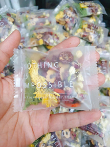 Thé aux feuilles de lotus du Vietnam de haute qualité, mélange de fruits et de fleurs, sachets de thé aux herbes premium pour la préparation quotidienne et la vente au détail - Product Image 1