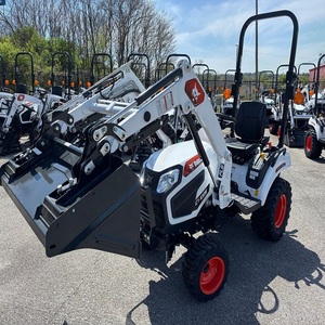Tracteur compact haute performance Bobcat 1025, conçu pour une maniabilité précise, une robustesse et une utilisation toute saison en agriculture et en travaux immobiliers. - Product Image 2