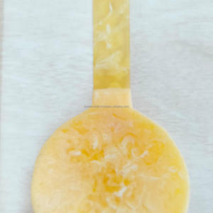 Juego de cucharas para servir ensalada de resina clásica y elegante, utensilios de cocina y servidor de ensalada de Color amarillo pálido de alta calidad de la India - Product Image 1