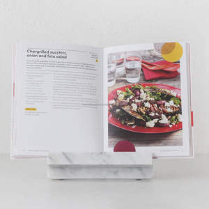 Soporte para Libros de Cocina de Mármol Ecológico para Hogares Sostenibles, Hecho con Materiales Naturales de Larga Duración - Product Image 1