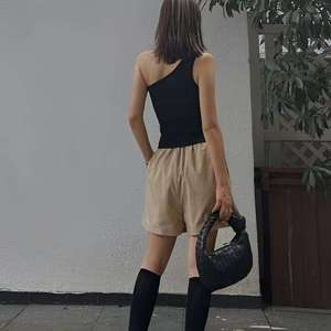 Top court sans manches à épaules dénudées pour femme, style club sexy, coupe ajustée, respirant, en coton et élasthanne - Product Image 2