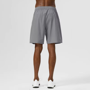 Shorts de sport gris pour homme, séchage rapide, taille mi-haute, bande élastique avec cordon de serrage, fermeture éclair YKK, longueur Bermuda, polyester tissé - Product Image 4