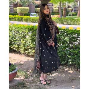 Conjunto de traje de trabajo bordado con lentejuelas para mujer para ropa de fiesta - Product Image 6