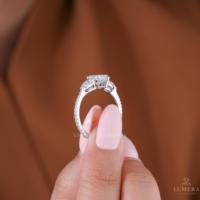 Bague de fiançailles en diamant de culture en forme de poire, trois pierres, pavé de diamants latéraux, plaqué or massif, bague de mariage de luxe pour femme
