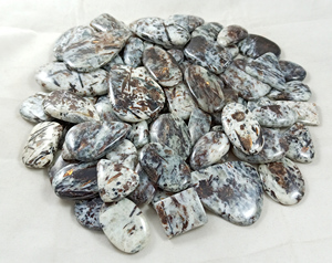 Pierre d'astrophyllite, cabochon, prix de gros, guérison Reiki, méditation, fabrication de bijoux, cristal naturel d'astrophyllite - Product Image 1