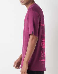 เสื้อยืดคอตตอนผู้ชายพิมพ์ลาย DTF แบบกำหนดเอง คุณภาพพรีเมียม คอกลม สวมใส่สบาย ระบายอากาศได้ดี เนื้อผ้านุ่ม ผู้ผลิตแบบ OEM และ ODM - Product Image 3