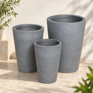 Ensemble de pots à plantes élégants en fibre de verre, prêts à être expédiés, pour la décoration intérieure et extérieure, légers, robustes et résistants aux intempéries. - Product Image 6