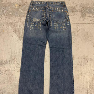 Vaqueros rectos vintage de algodón para hombre, personalizados, estilo retro, punk urbano, con adornos de ojales completos, desgastados y rotos. - Product Image 2