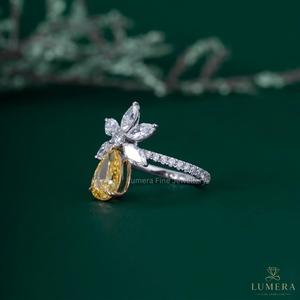 3.14 Carat Lab Grown Fancy Yellow Diamond VVS2 Pear Cut Floral <b>Crown</b> <b>Ring</b> in 9k/10k/14k/18k Gold IGI Certified Luxury Engagement - Product Image 4