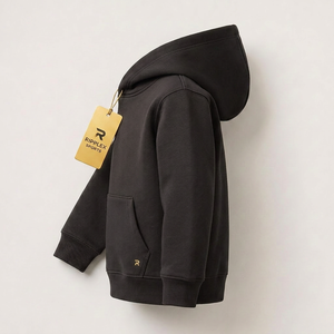 Sweat à capuche pour enfants conçu pour le confort, la chaleur et la durabilité, idéal pour les activités sportives en plein air, l'école et les aventures du week-end. - Product Image 3
