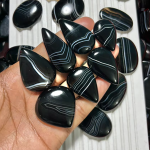 อัญมณี AMAN GEMS อาเกตสีดำธรรมชาติทรงคาโบชอง คริสตัลรูปทรงอิสระ ขัดเงาเป็นลายเส้น สำหรับบำบัดรักษา ตกแต่ง หรือเป็นของขวัญแทนใจ - Product Image 5