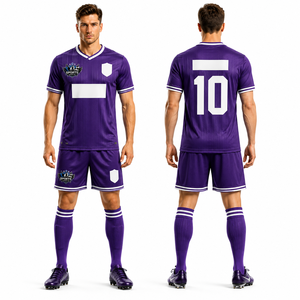 Fabricant de vêtements de sport professionnels OEM, uniformes de football personnalisés, respirants et à séchage rapide, pour adultes. - Product Image 1