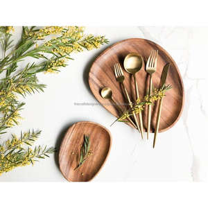 ชุดช้อนส้อมทอง สแตนเลส ชุดเครื่องเงินสำหรับงานแต่งงาน ของตกแต่งโต๊ะอาหาร ชุดช้อนส้อมหรูหรา เป็นมิตรกับสิ่งแวดล้อม ปลอดภัยต่อการสัมผัสอาหาร ผ่านการทดสอบแล้ว - Product Image 5