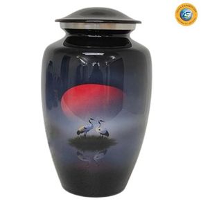 โกศบรรจุอัฐิสีดำลายเครนพระอาทิตย์ตก สำหรับผู้ใหญ่ - Product Image 1