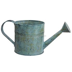 Bastón de riego de hierro con mango y diseño de jarra a mano Recipiente de pulverización de jardín terminado en varios colores y colores azules - Product Image 3