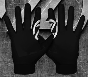 Gants de football américain personnalisés avec poignées antidérapantes, grip premium, légers, respirants, en polyester, pour sports de plein air, échantillon - Product Image 3